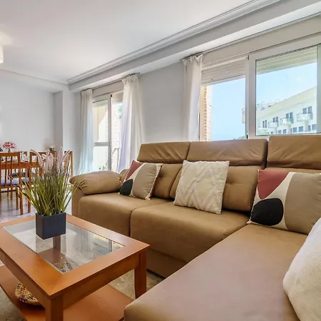 Malagasuite Lovely & Comfy Apartament